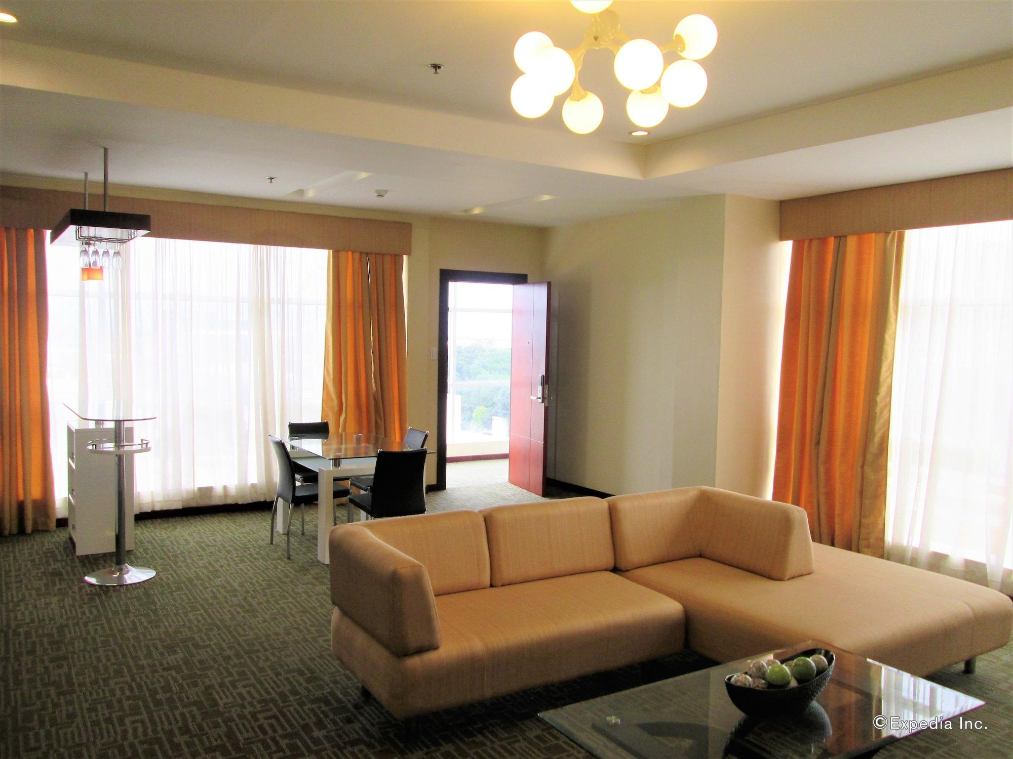 Marianne Suites Cagayan de Oro Exterior foto