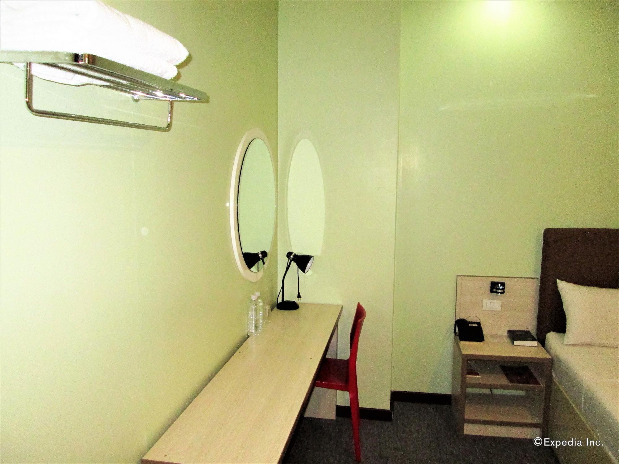 Marianne Suites Cagayan de Oro Exterior foto